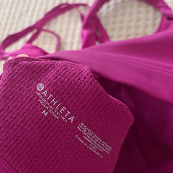 Athleta Run Free Sports Bra - Picture 4 of 4